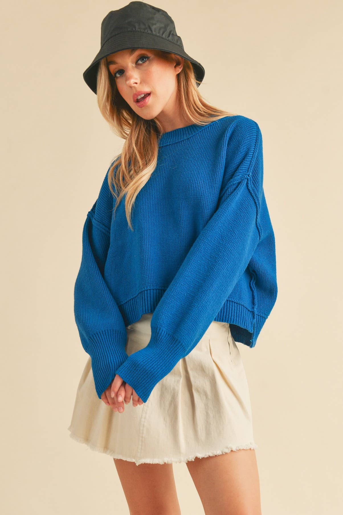 Regina - Sweater 2