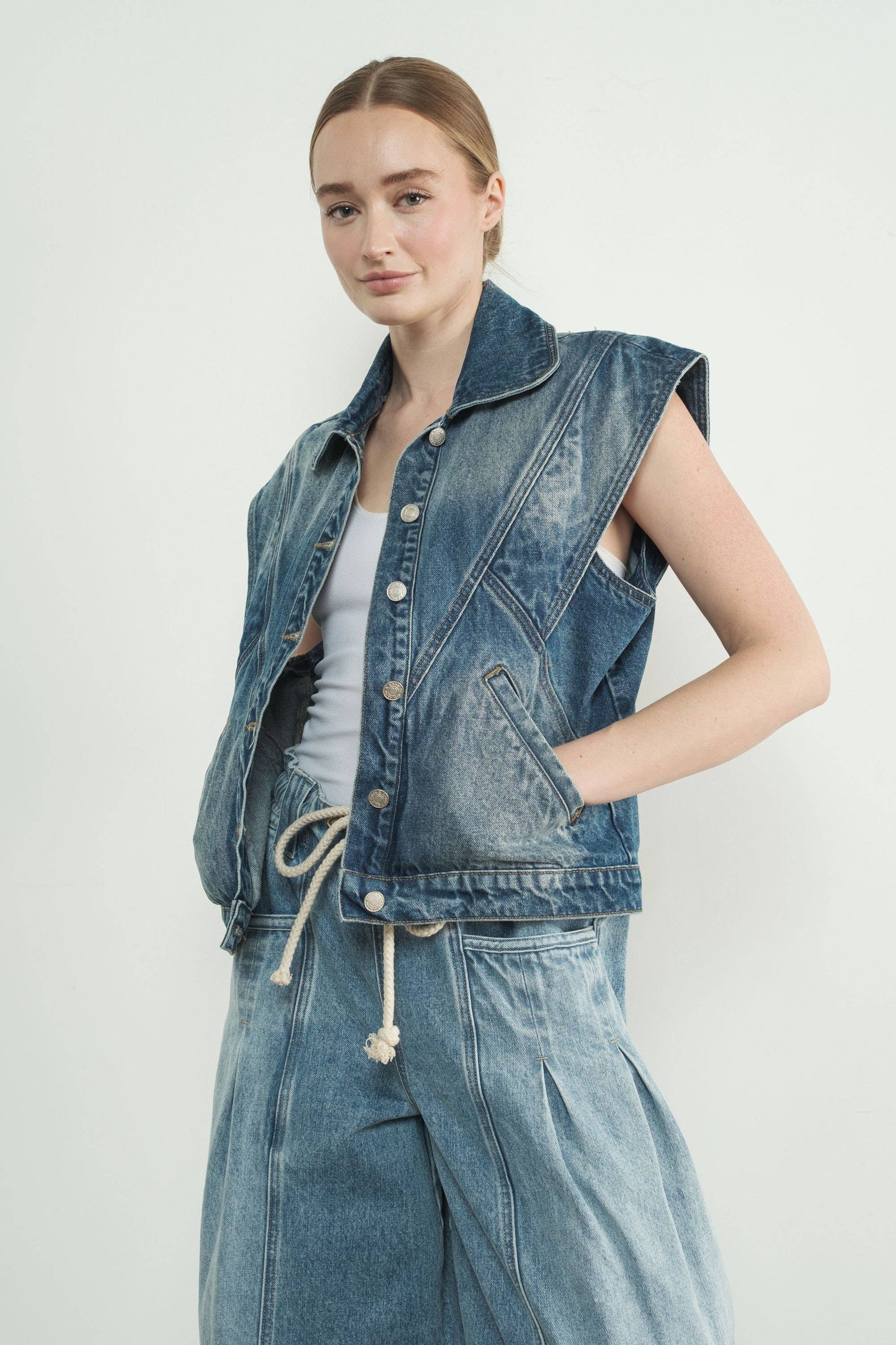 Wendy - WIDE SHOULDER SEAM DETAIL DENIM VEST