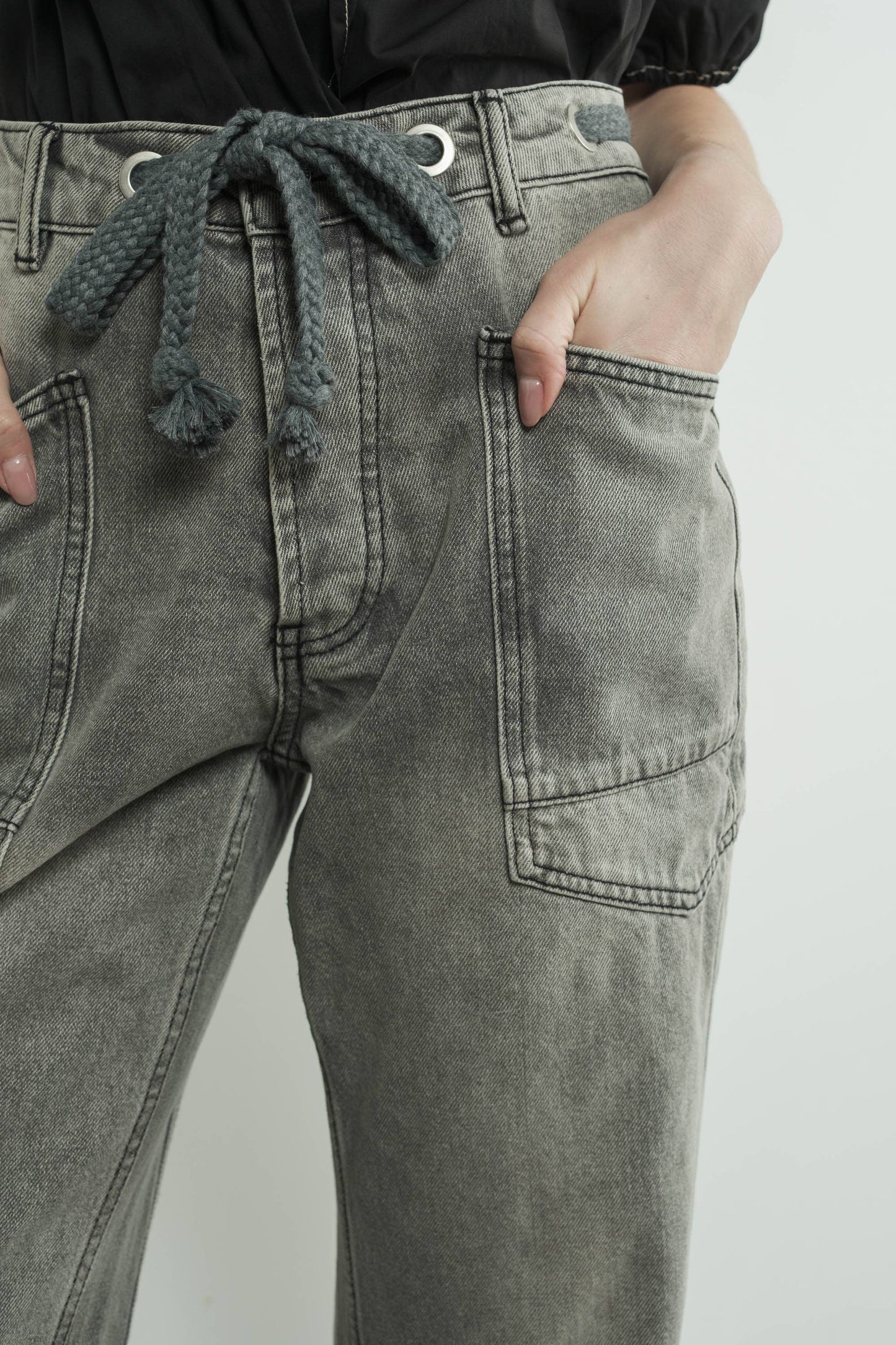 Bailey - Barrel Denim Pants With Eyelet Waist