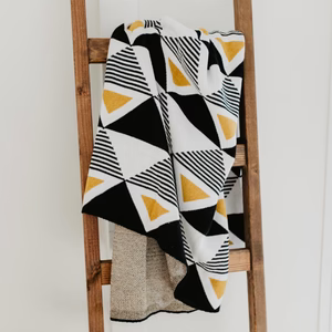Seek & Swoon Envie Blanket