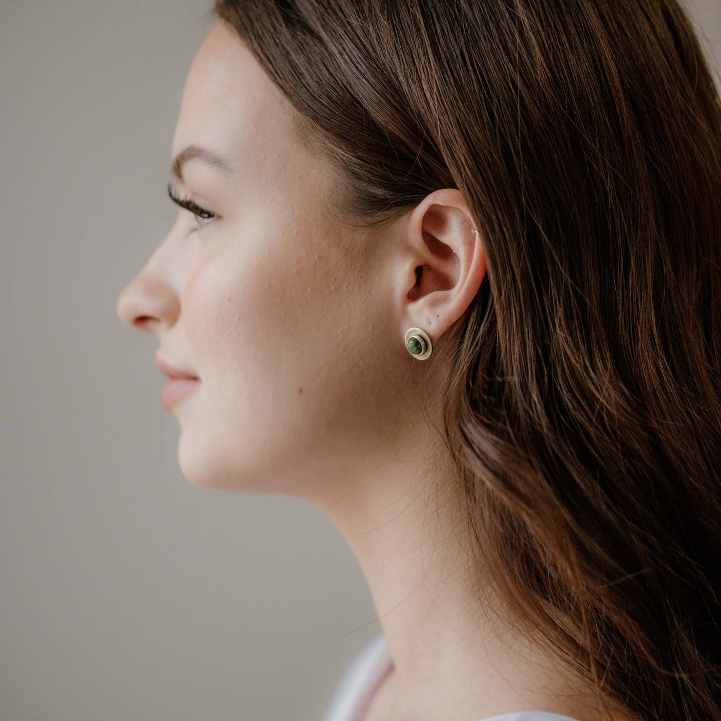 Commonform Gibbon Studs