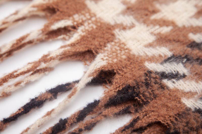 Soft Houndstooth Scarf