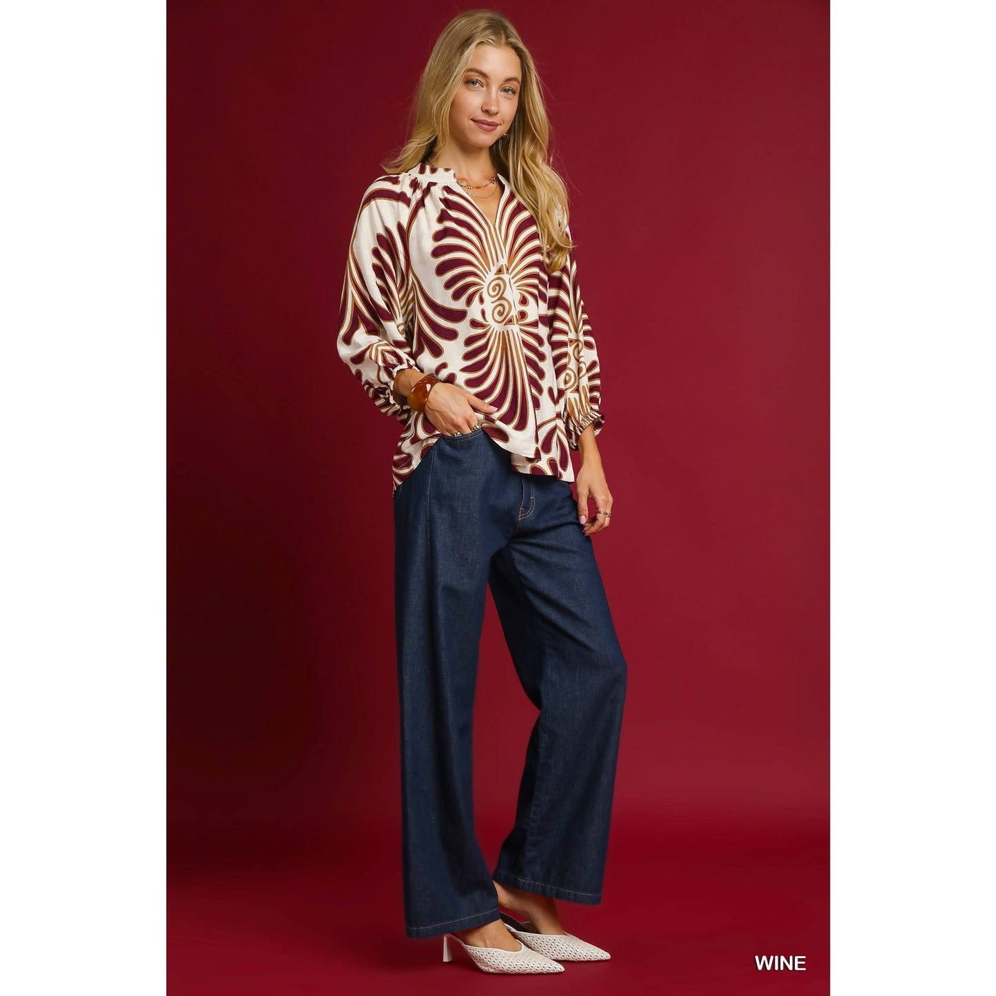 Rosie Flowy silhouette V-neck Top