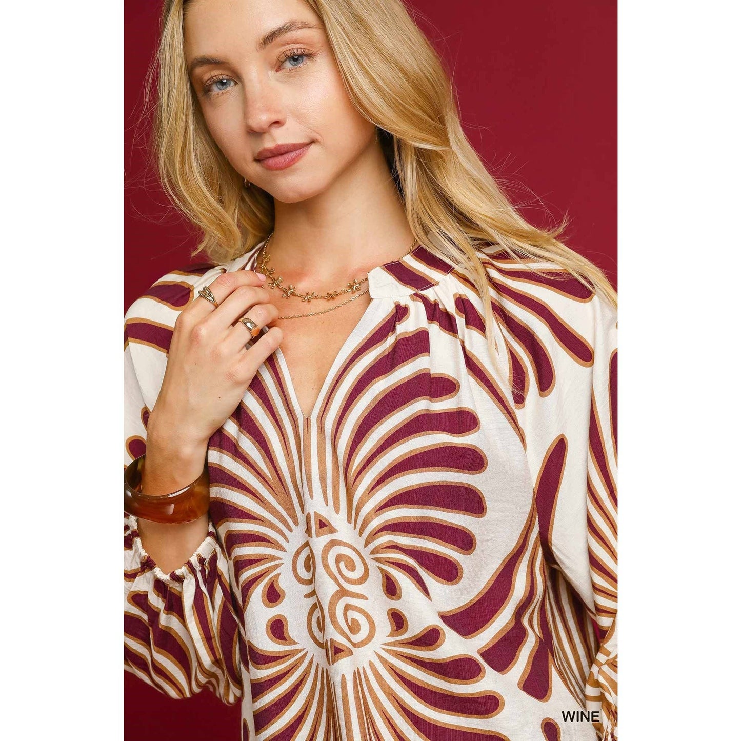 Rosie Flowy silhouette V-neck Top