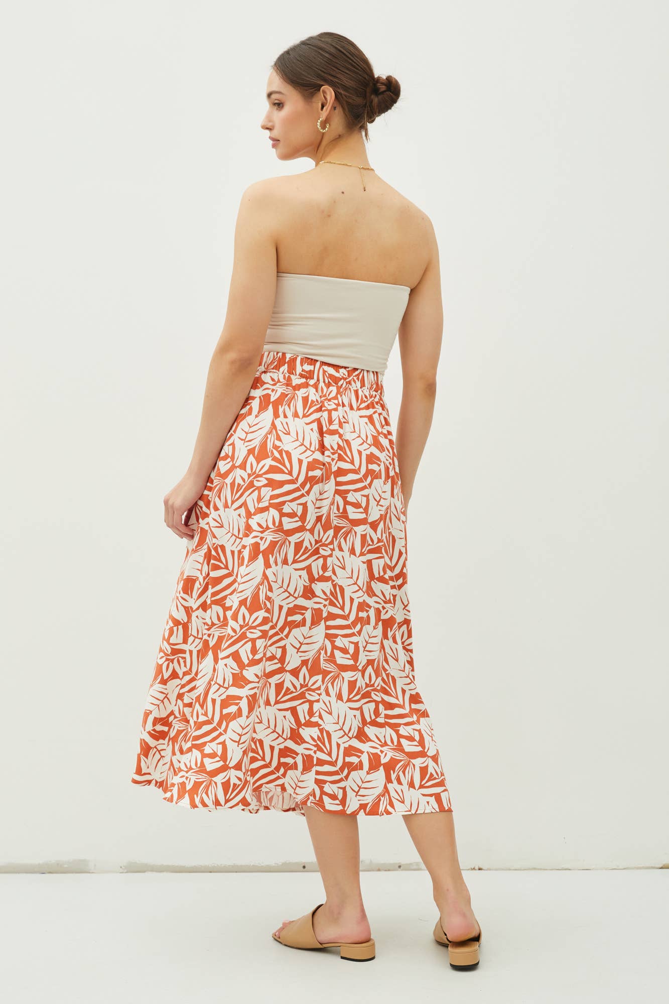 Sami - Tropical Print High Rise Pintucked Midi Skirt