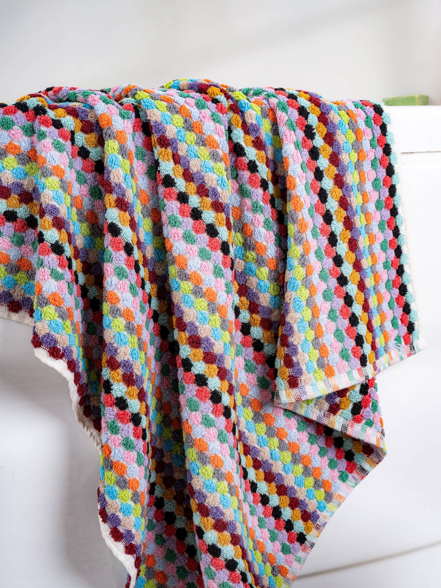 Pom Pom Bath Mat