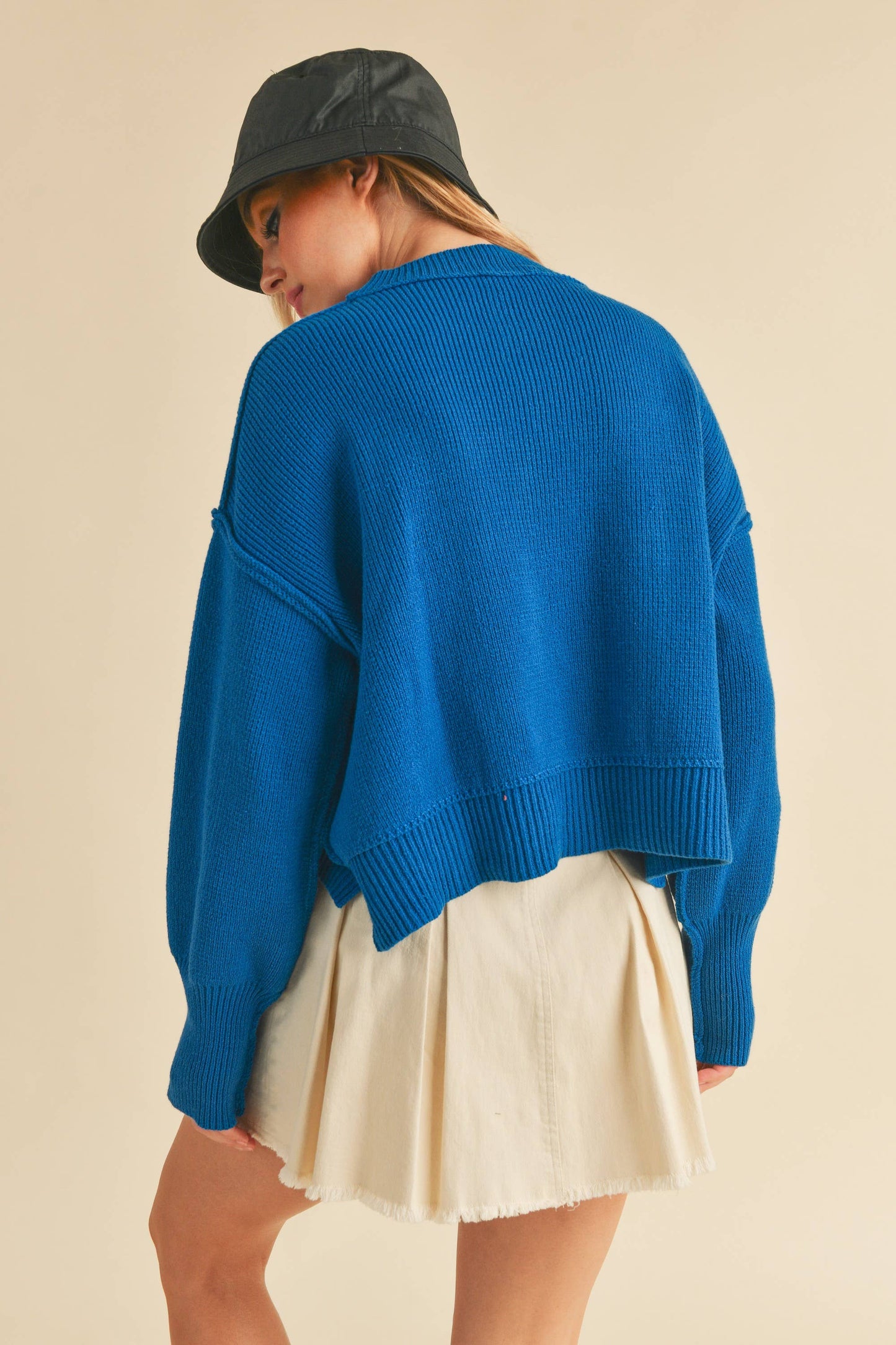 Regina - Sweater 2