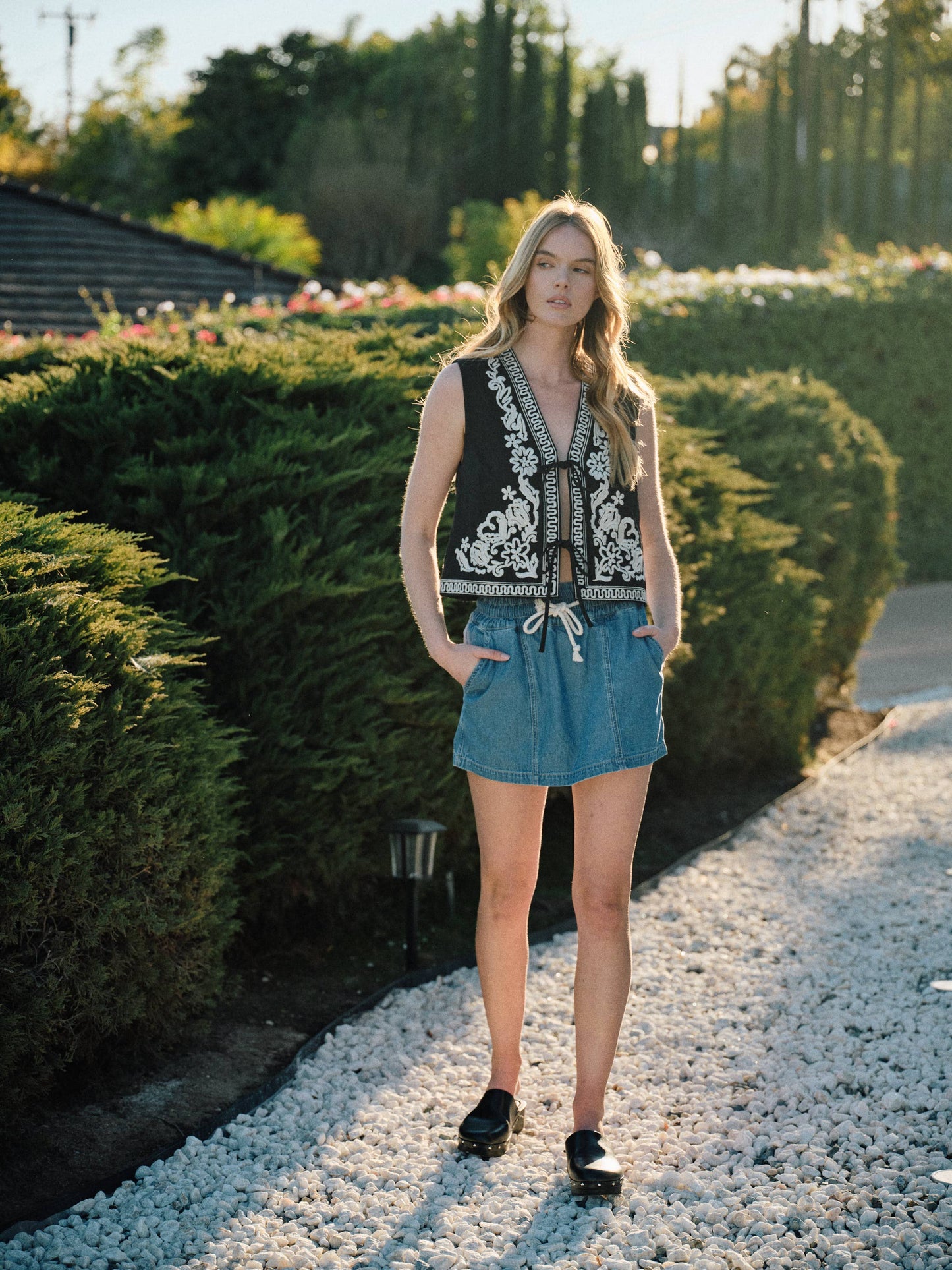 Portia Embroidered Vest Jacket With Tie