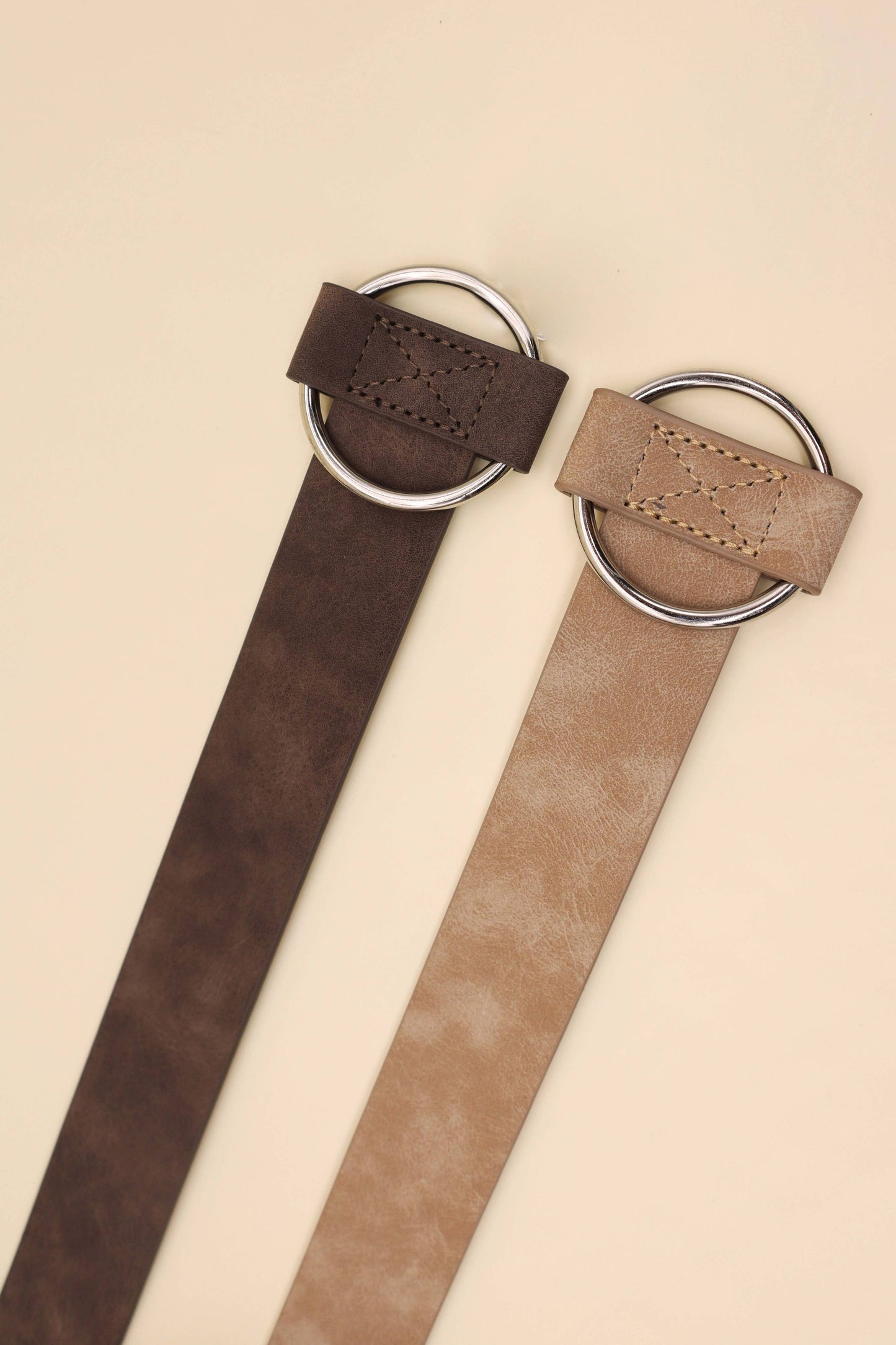 Round Buckle Fashion Belt