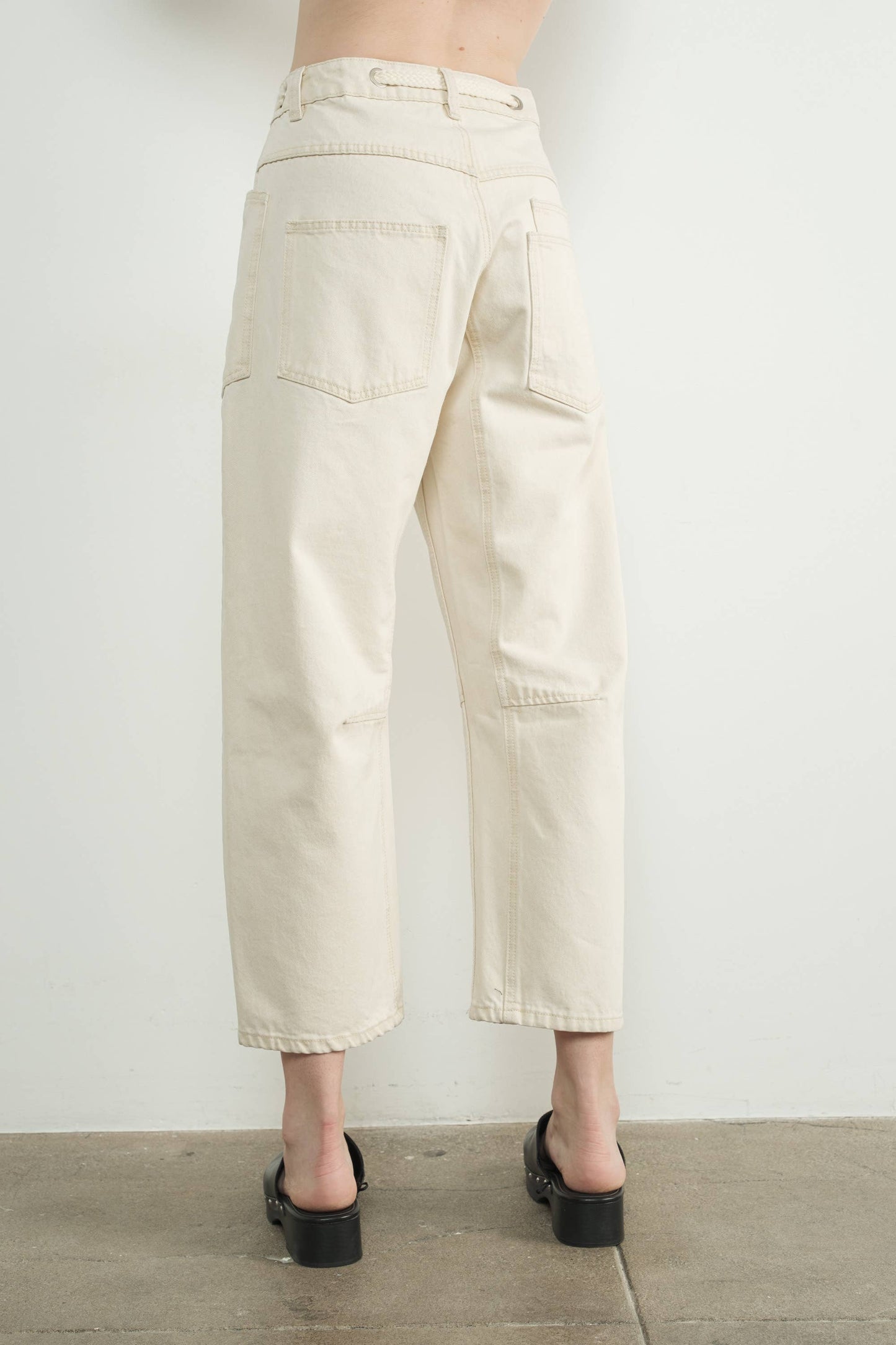 Bailey - Barrel Denim Pants With Eyelet Waist