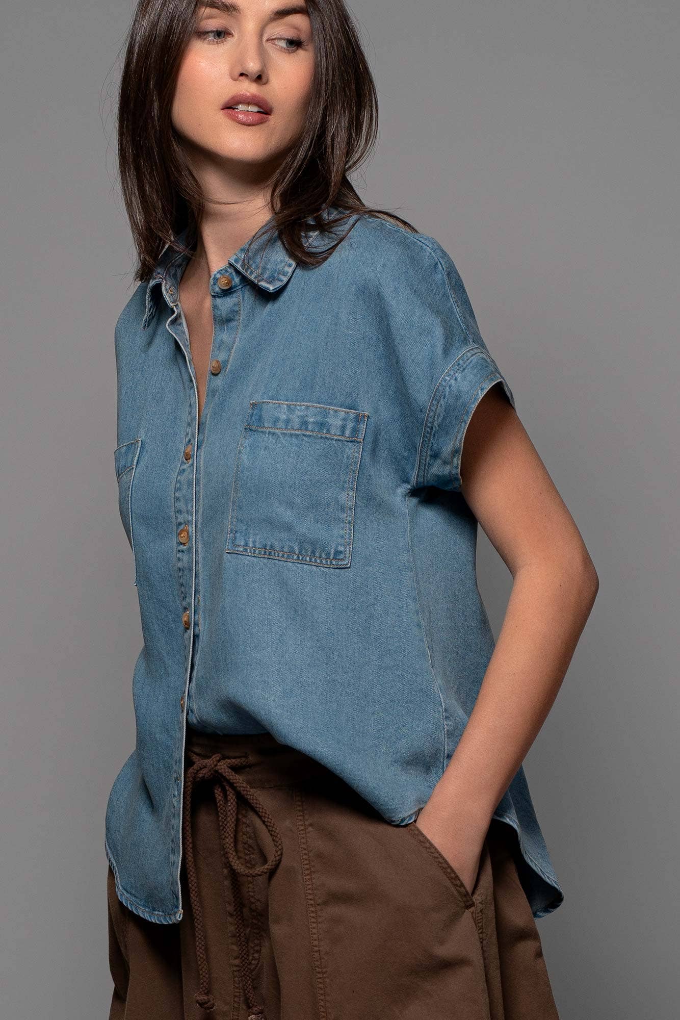 Leslie - lightweight Lyocell Camp Collar Denim Shirt