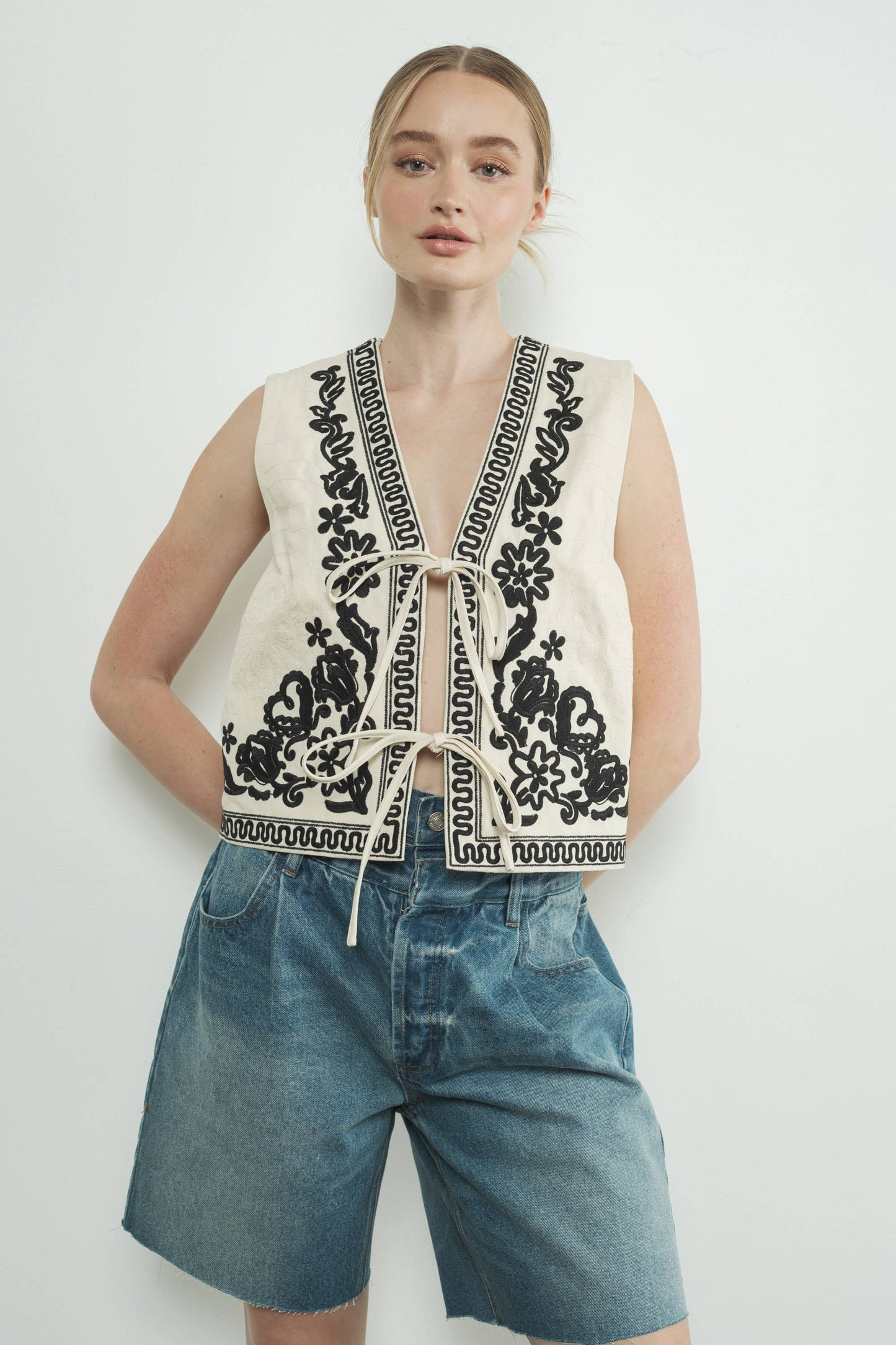 Portia Embroidered Vest Jacket With Tie
