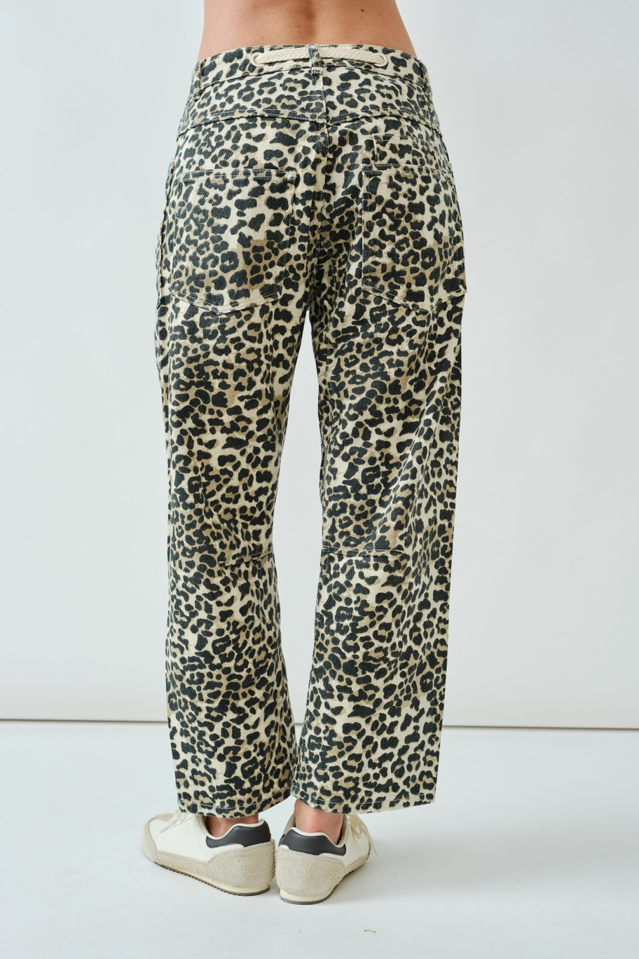 Bailey - Barrel Denim Pants With Eyelet Waist
