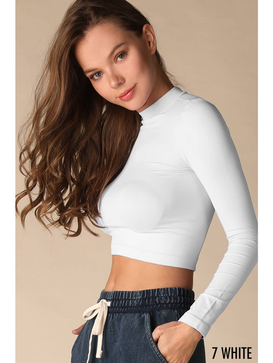 Nikibiki - Mock Neck Crop