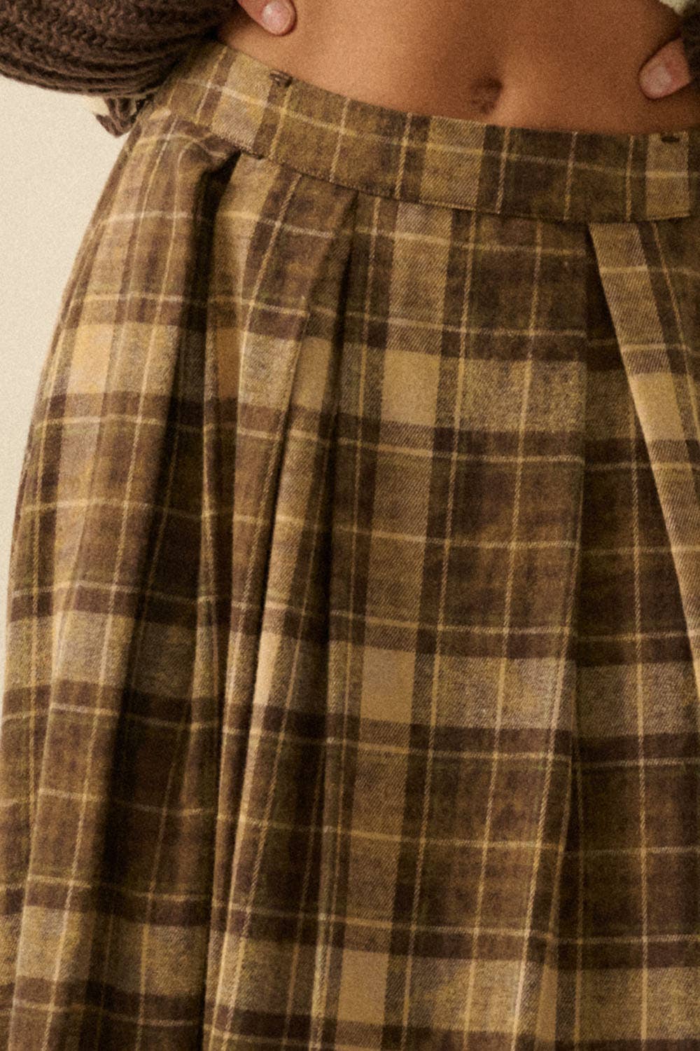 Daisy Plaid Raw Hem Maxi Skirt