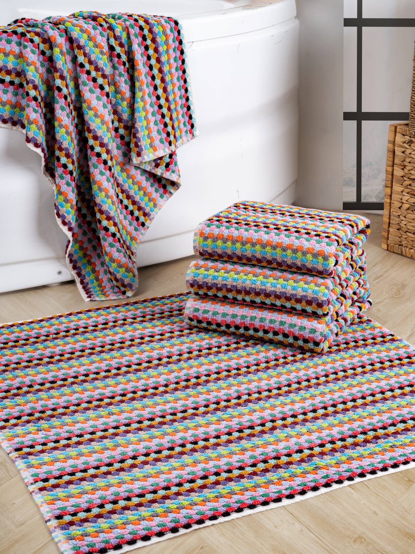 Pom Pom Bath Mat