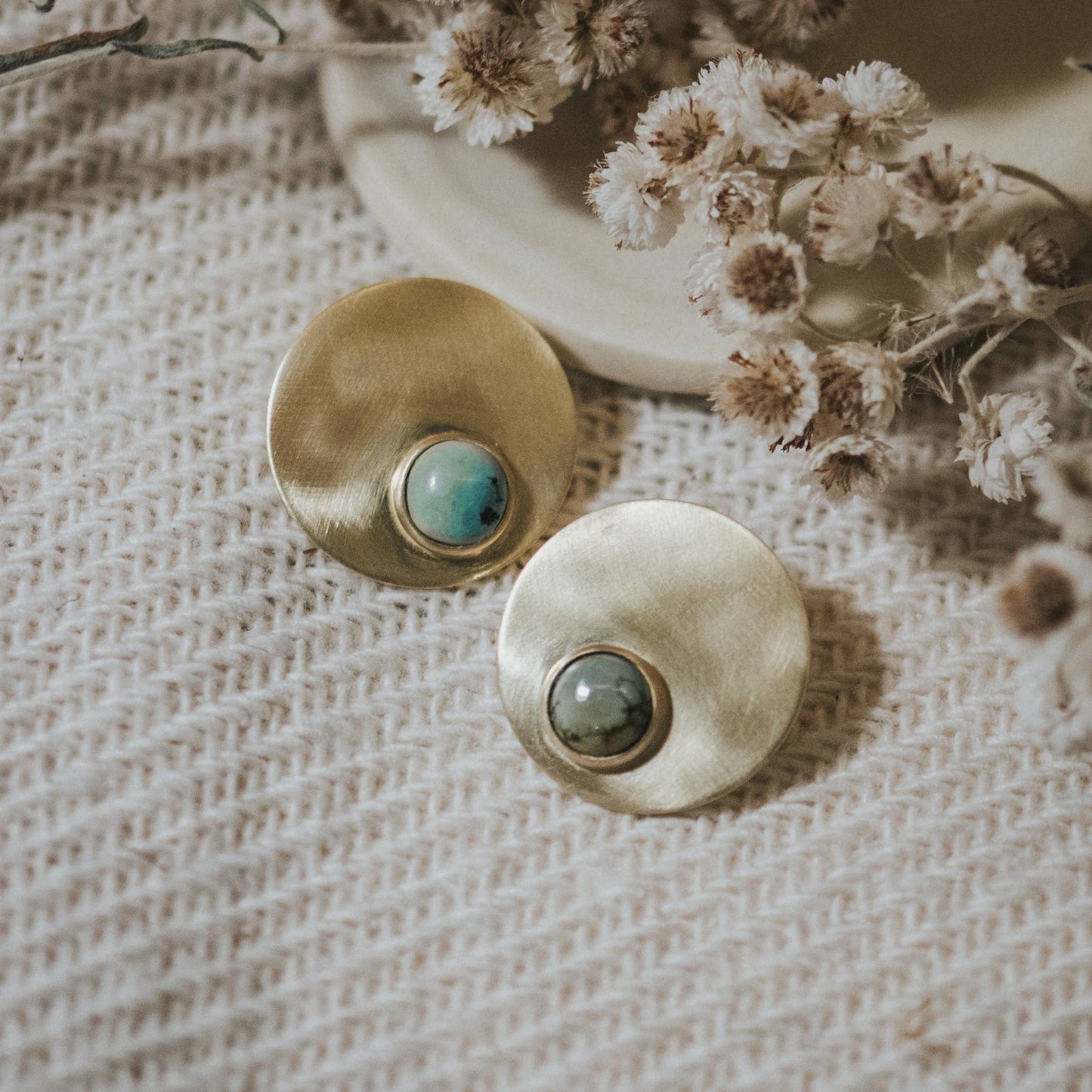 Commonform Orb Studs