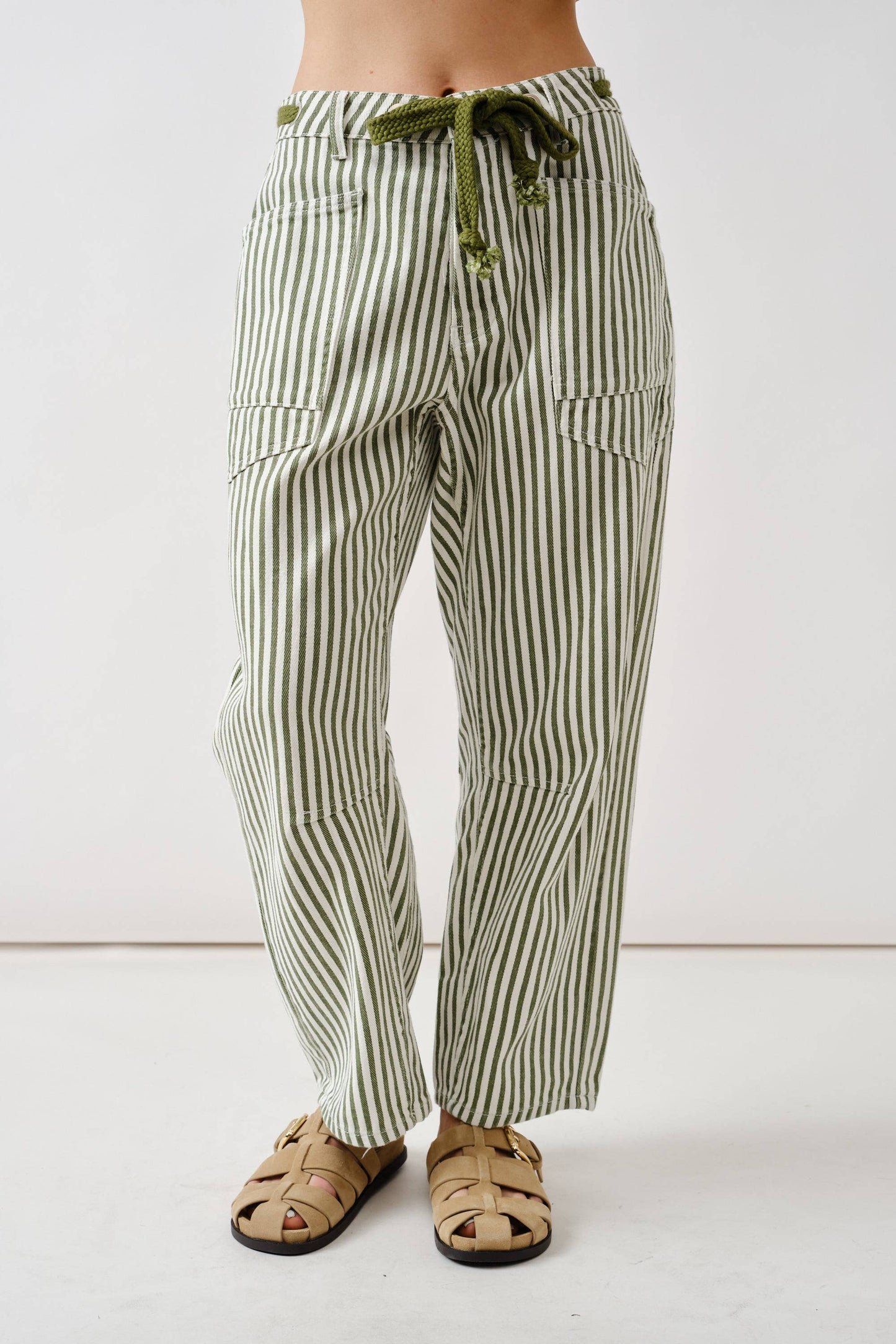 Bailey - Barrel Denim Pants With Eyelet Waist