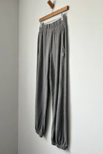 Balloon Pants by Le Bon Shoppe