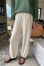 Balloon Pants by Le Bon Shoppe